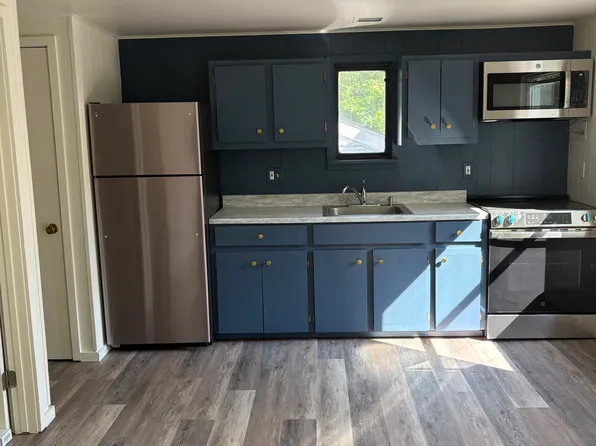 3024 State Route 213 E, Stone Ridge, NY 12484