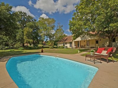 205 Ash Dr, Mountain City, TX, 78610