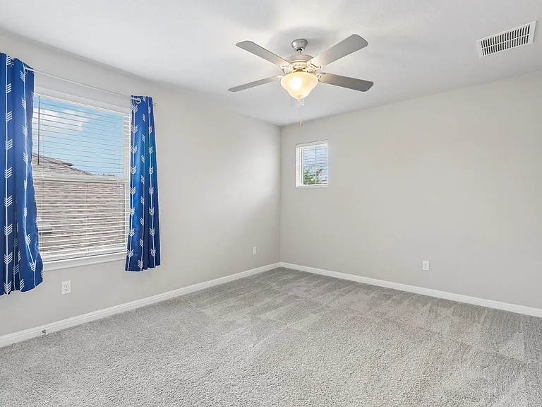 616 Sigourney Way — Photo 20