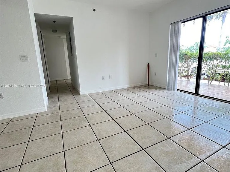 9300 Fontainebleau Blvd #E101 — Photo 4