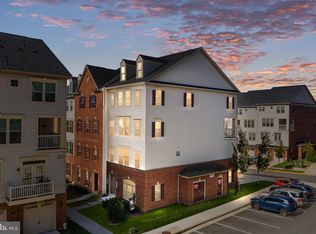 7812 Culloden Crest Ln #28J, Gainesville, VA