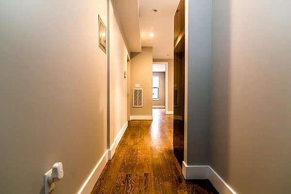 Rented by Nooklyn NYC LLC | media 33