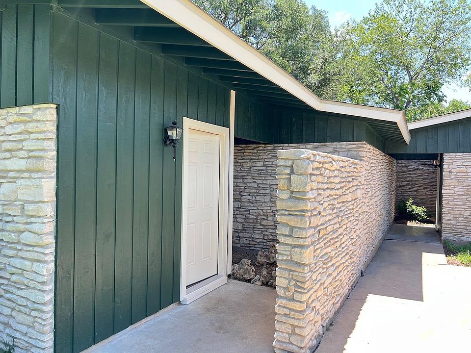1st image of 2305 Western Trails Blvd #A