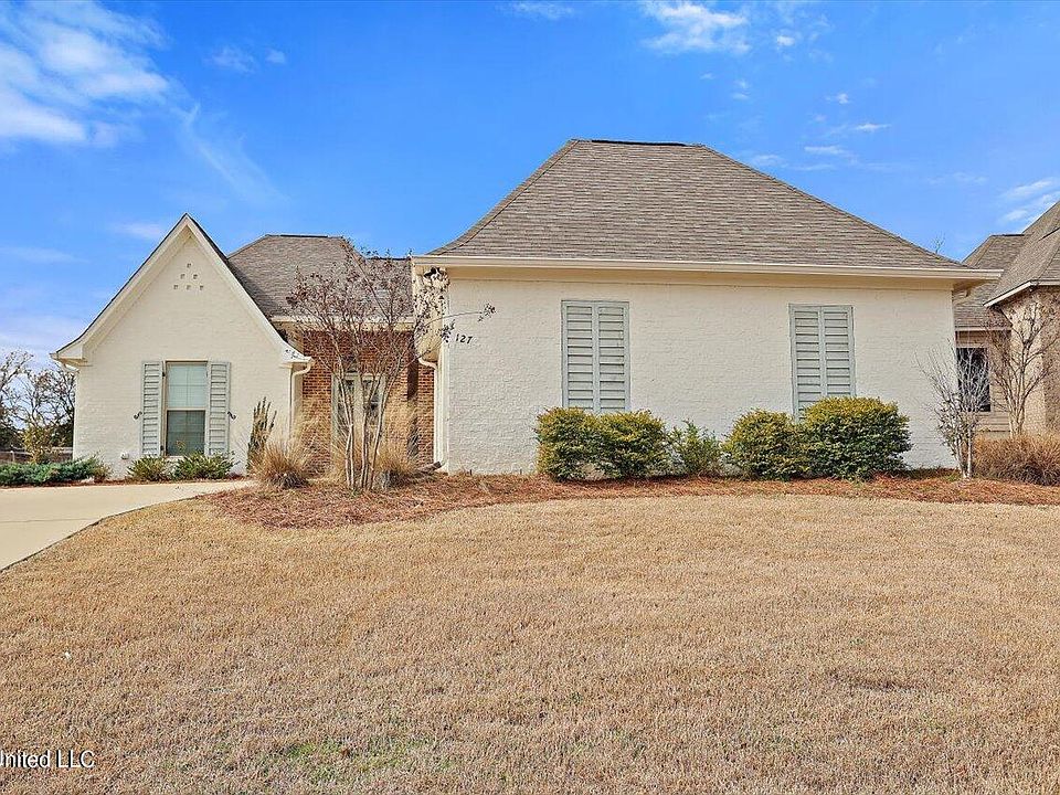 1st image of 127 Camden Lake Dr