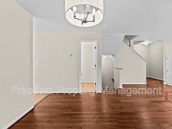 5th image of 8644 Sanderling Dr