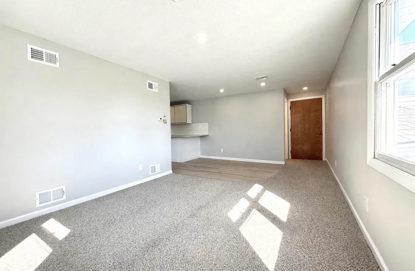 1 bed, 800 sqft, $1,800 — Photo 4