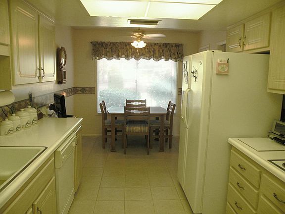 4th image of 9541 W BRIARWOOD Circle #N