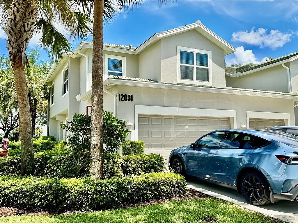 3 bed, 2.0 bath, 1725 sqft, $2,200 — Photo 1