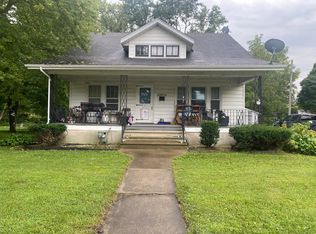 1205 2nd St, Mendota, IL 61342