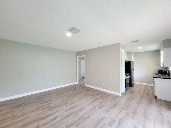 12922 Claygate Dr, Houston, TX 77047
