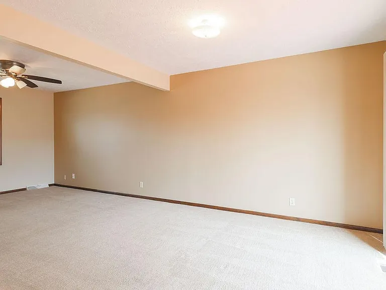 13435 Westwood Ln — Photo 7