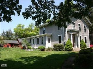 270 Unity Rd, Trumbull, CT 06611