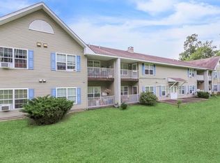 68 Godfrey Rd, Bloomingburg, NY 12721