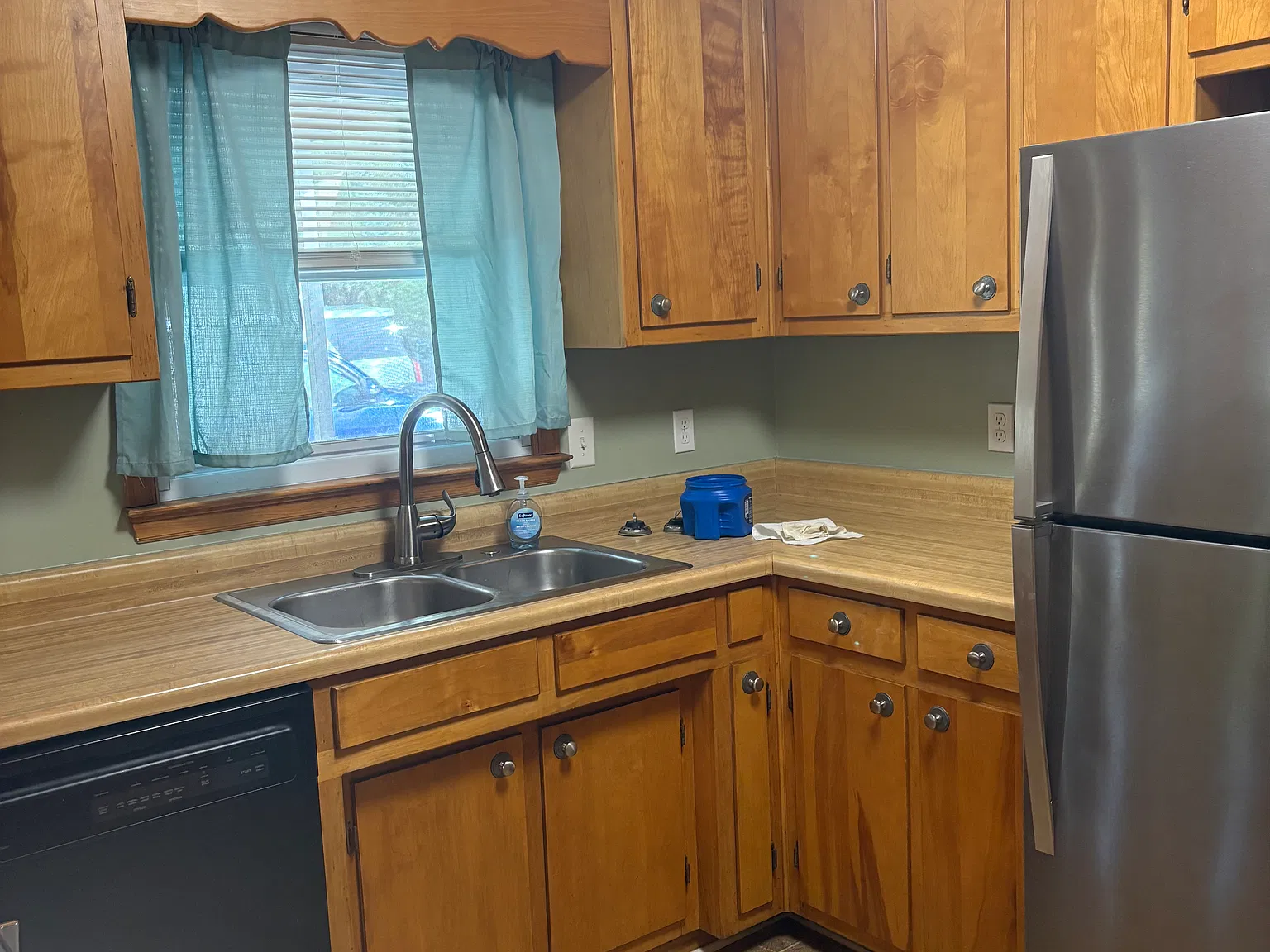 3 bed, 1290 sqft, $1,850 — Photo 4