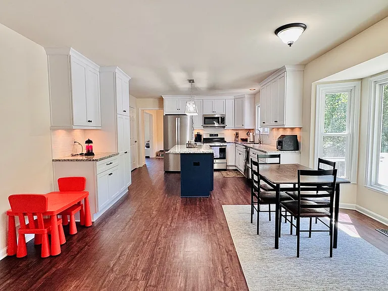 5 Averil Ct — Photo 12