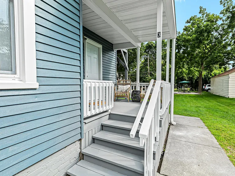 295 Euclid St #3 — Photo 19