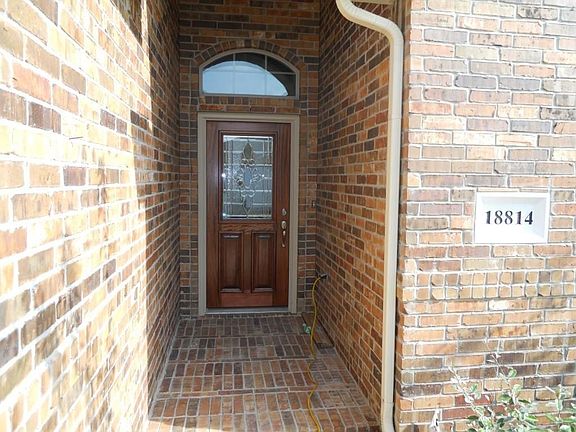 Look at the Entry way and the beautiful front door.