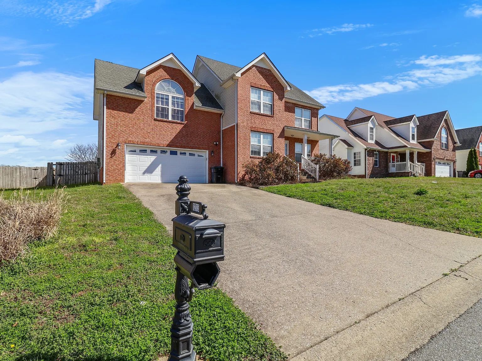 3 bed, 2.5 bath, 1891 sqft, $1,800 — Photo 4