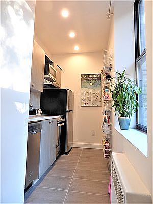 4th image of 131 Sullivan St APT 2D