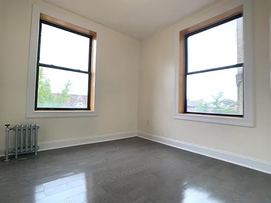 Rented by BRICK & GALO REALTY CORP | media 16