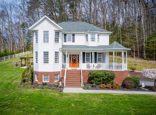 1555 N Main Ave, Erwin, TN 37650