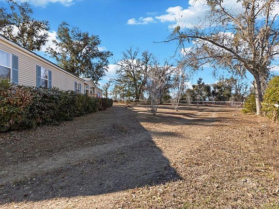 2nd image of 1914 SW Jim Clark Rd