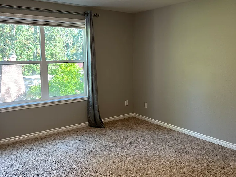 3377 Croisan Creek Rd S — Photo 20