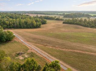 7 Sturgeon Creek Rd, Cedar Hill, TN 37032