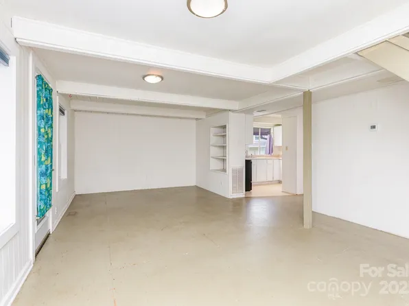 10 Cedarvilla Dr, Rock Hill, SC 29730