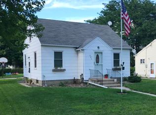 321 2nd St SW, New Richland, MN 56072