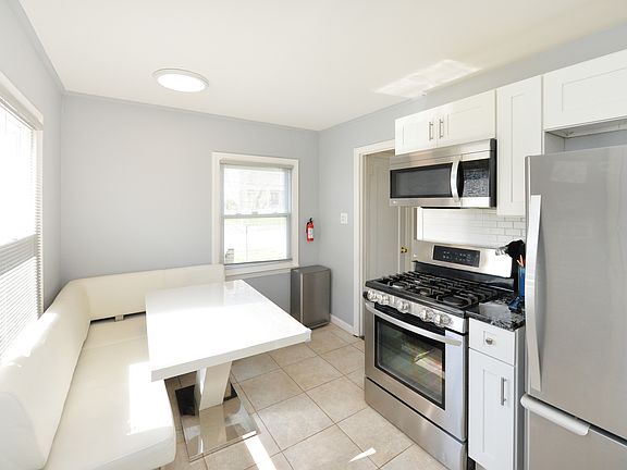 5th image of 483 Mount Prospect Ave