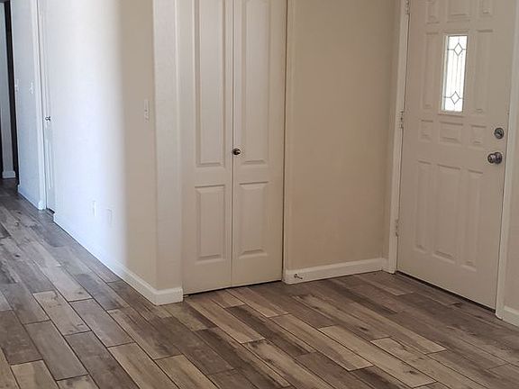 4th image of 1336 Vaquero Dr Unit 102