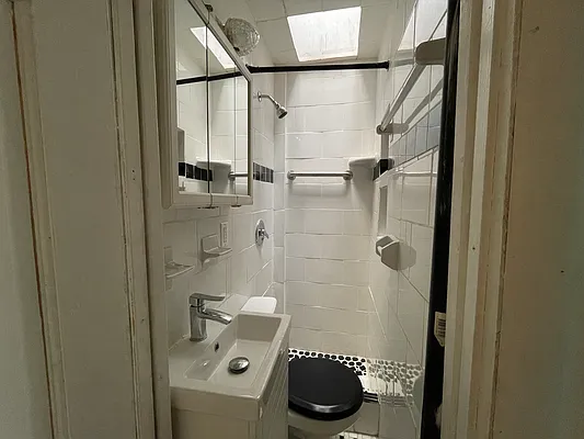 Rented by MySpaceNYC | media 14