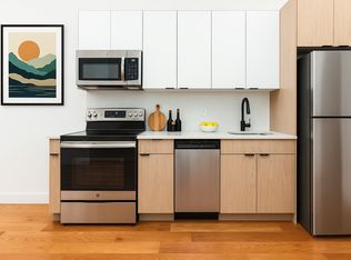 236 Montrose Ave #2A, Brooklyn, NY 11206