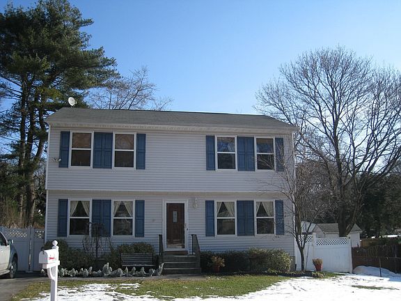 2nd image of 5 Connelly Dr