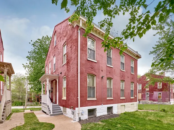 1421 N Park Pl, Saint Louis, MO 63107