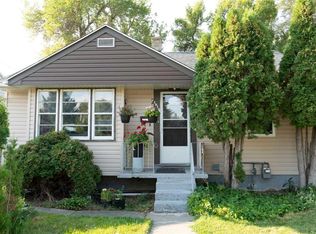 1614 5a Ave N, Lethbridge, AB T1H 0P9