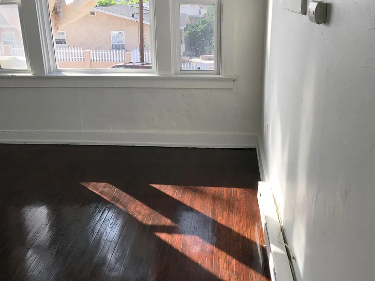 598 W 3rd St — Photo 11