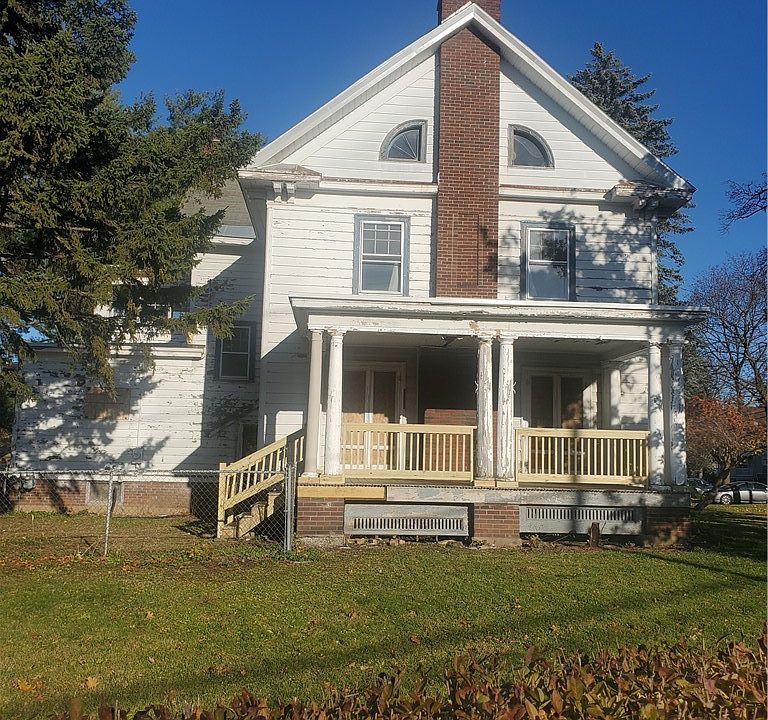 1st image of 1650 Sunset Ave