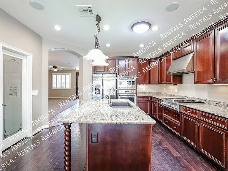 613 W San Carlos Way — Photo 4