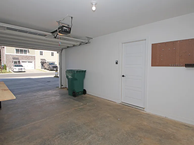 1412 Palomino Trl — Photo 28