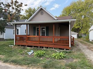 335 S Tremont Ave, Princeville, IL 61559