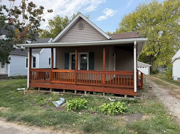 335 S Tremont Ave, Princeville, IL 61559