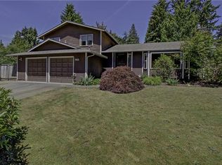 8621 28th St E, Edgewood, WA 98371