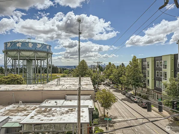 1000 NE 88th Street #401, Seattle, WA 98115