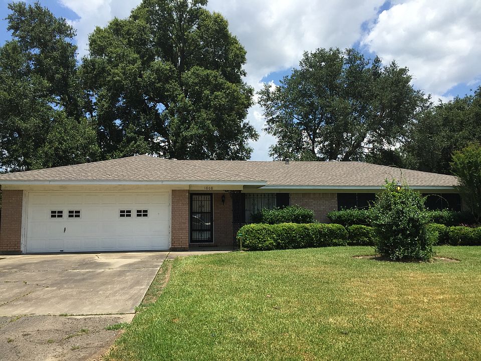 1st image of 1808 N 30th St