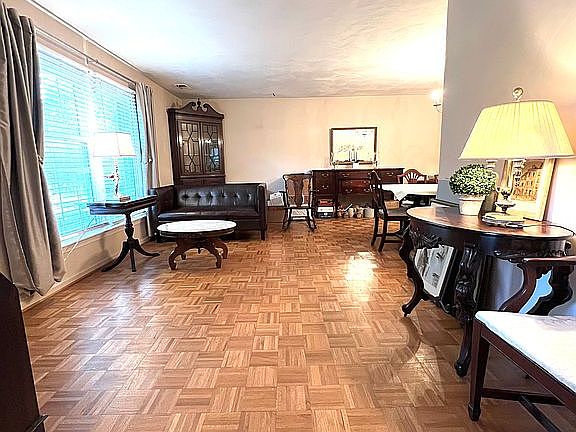 4th image of 3616 Sagewood Dr