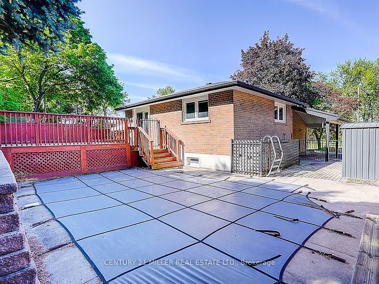 37 Dallington Dr — Photo 44