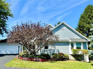 70 Stonington Dr, Pittsford, NY 14534