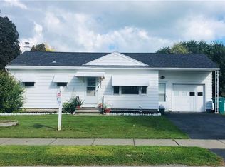 292 Knapp Ave, Rochester, NY 14609